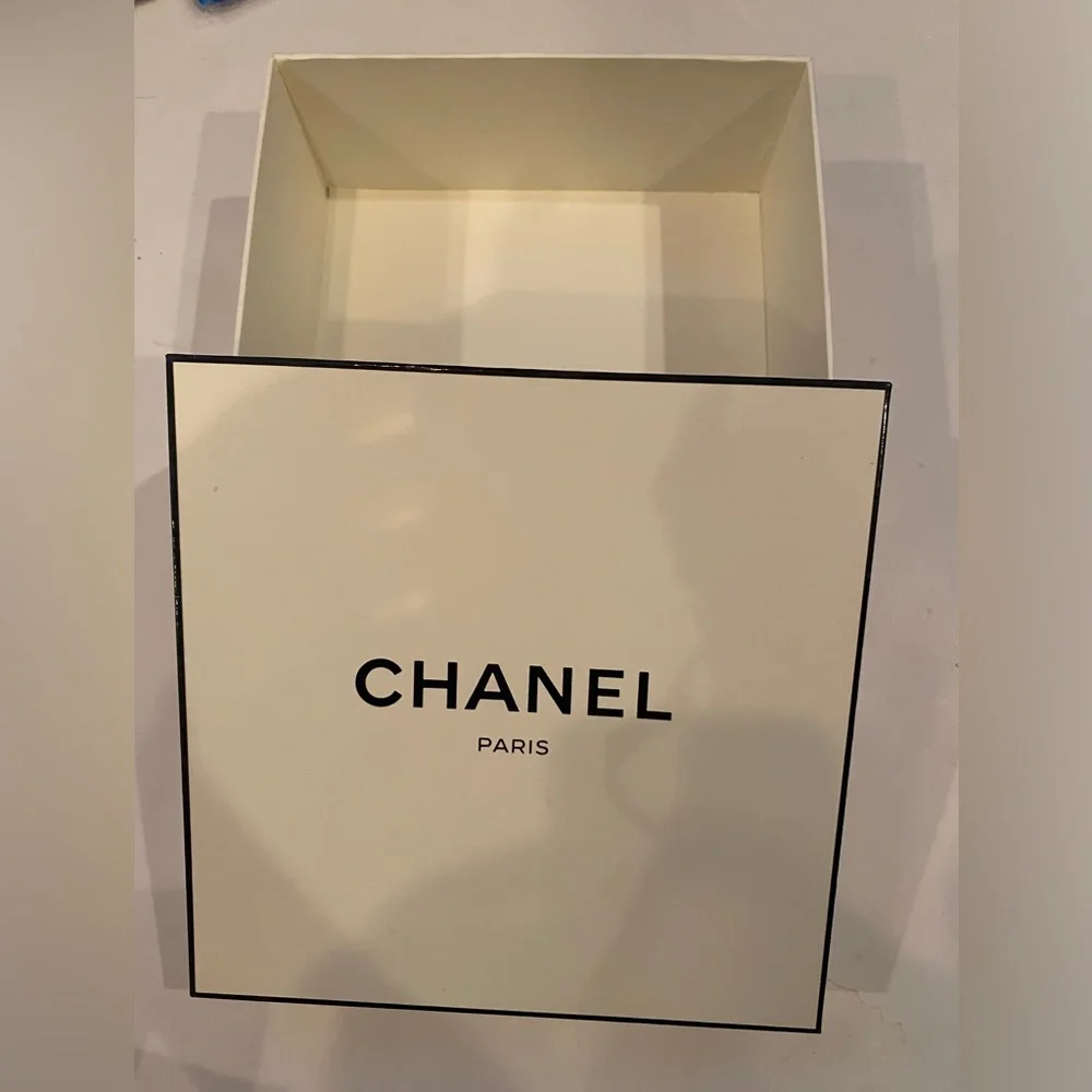 CHANEL gift box 8” square. Authentic white retail box